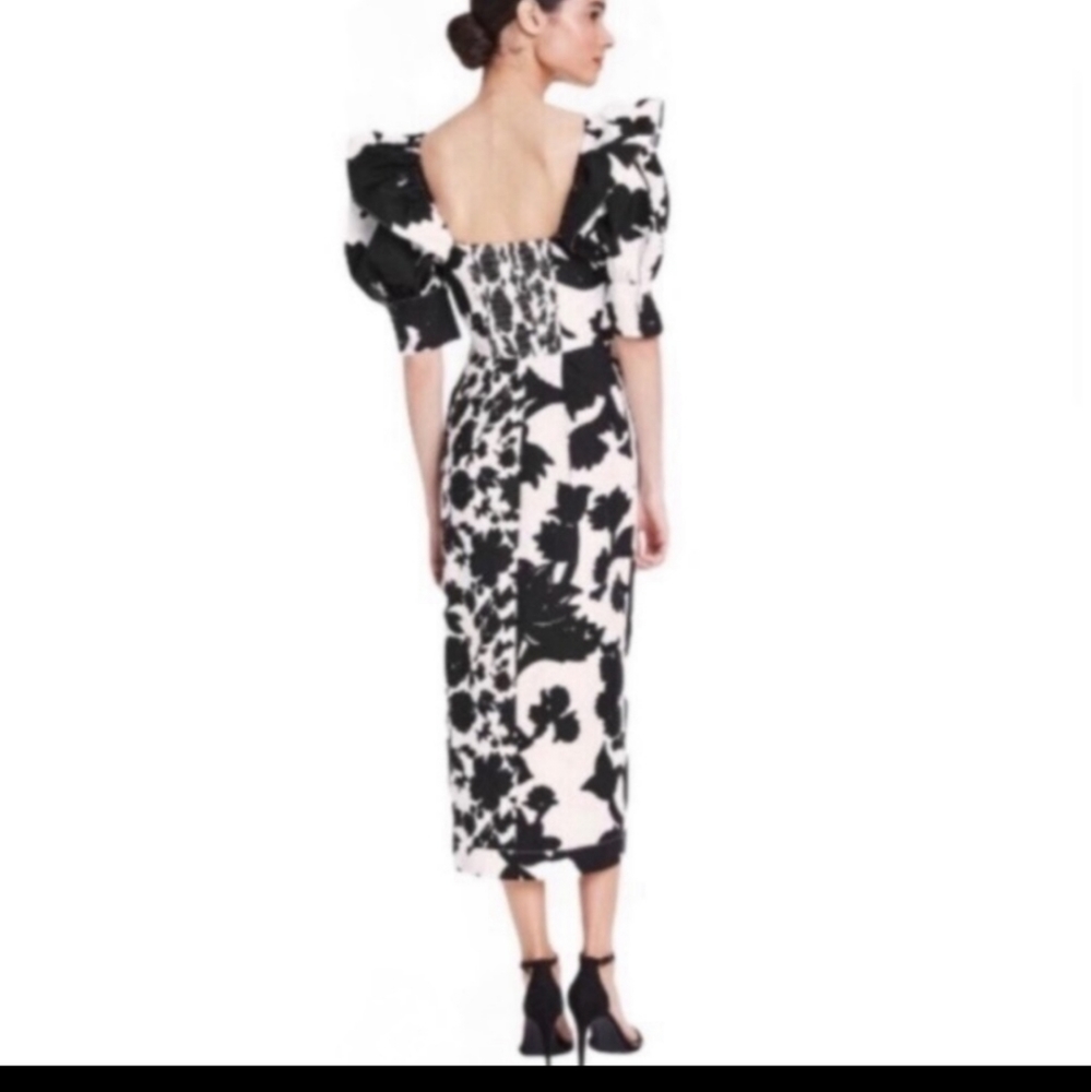 Christopher John Roger's for Target Black and white dress. Size 10 but maybe 8